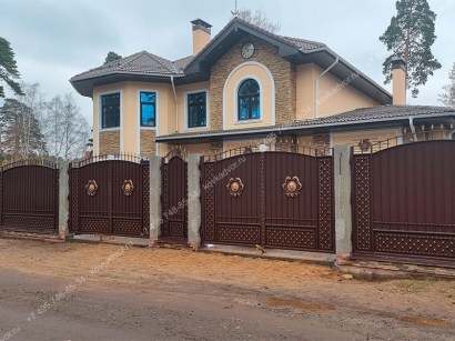 Кованые ворота Арт.ВХК-65 купить в Москве